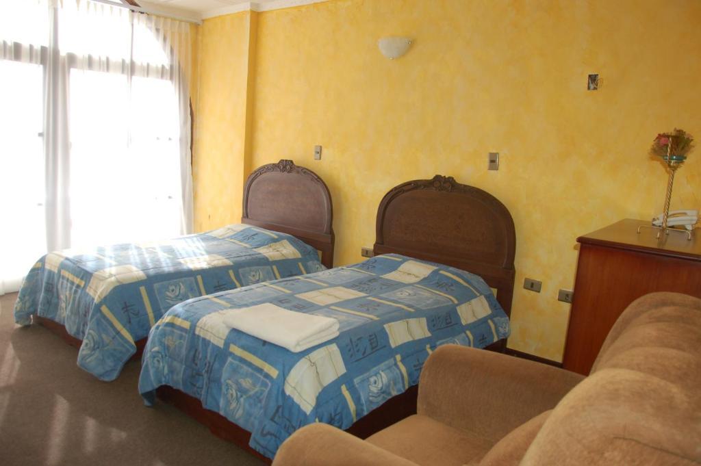 Hostal Tukos La Casa Real Potosí Chambre photo